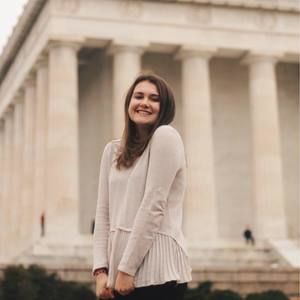 Meet your Posher, Kiana